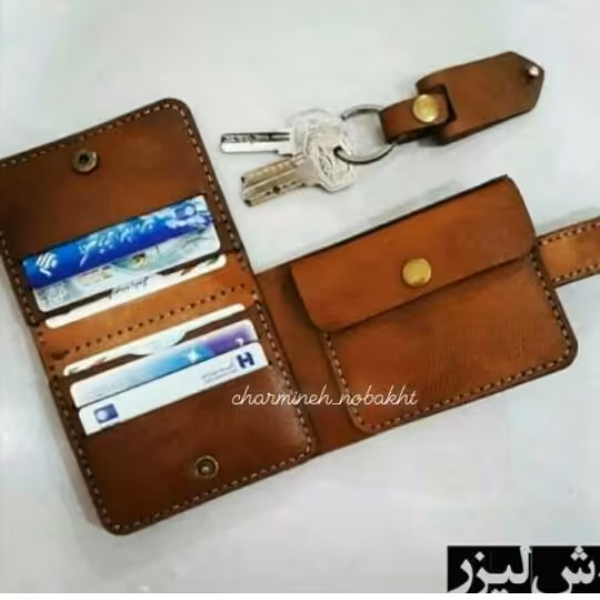 جاکارتی و جا اسکناسی  بسیار خوش دست و زیبا با چرم طبیعی