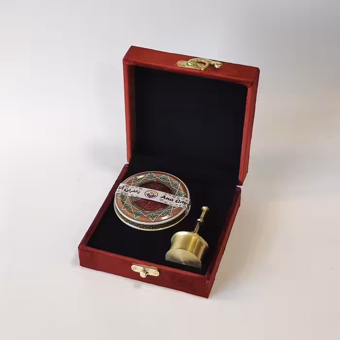 زعفران کادویی زعفران هدیه سوپر نگین (صادراتی) 3 گرم در جعبه مخملی