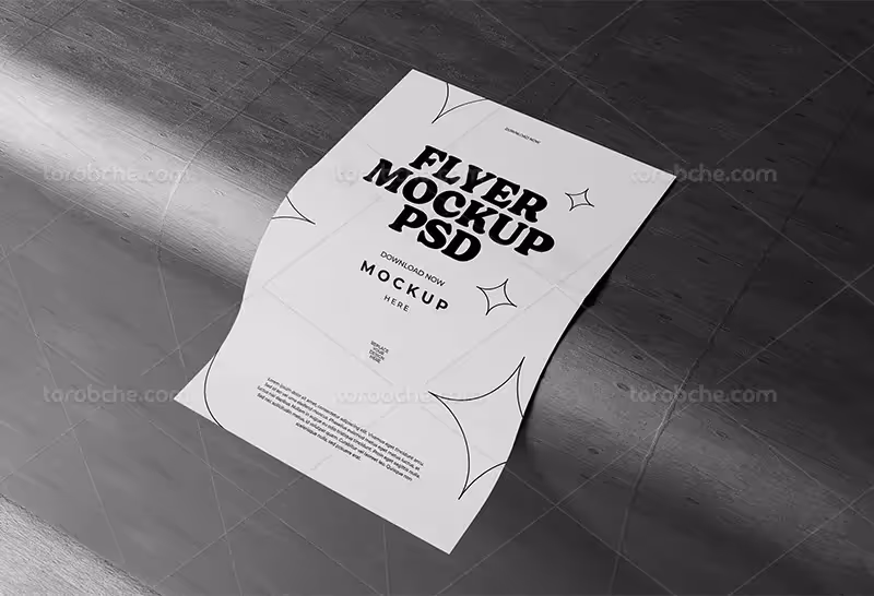 موکاپ لایه باز تراکت A4 از زاویه بالا | گرافیک با طعم تربچه