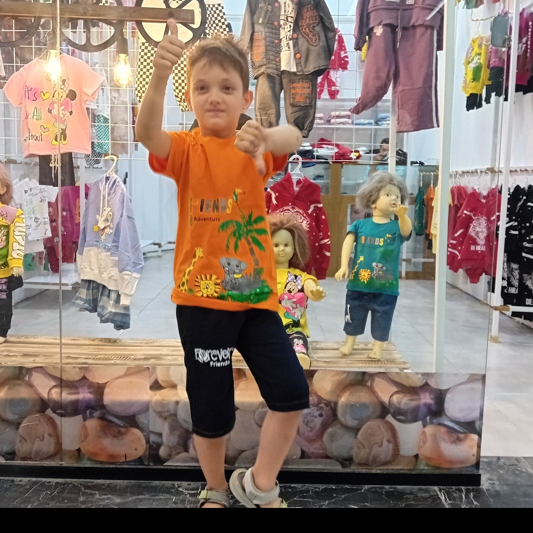 تیشرت و شلوارک لی