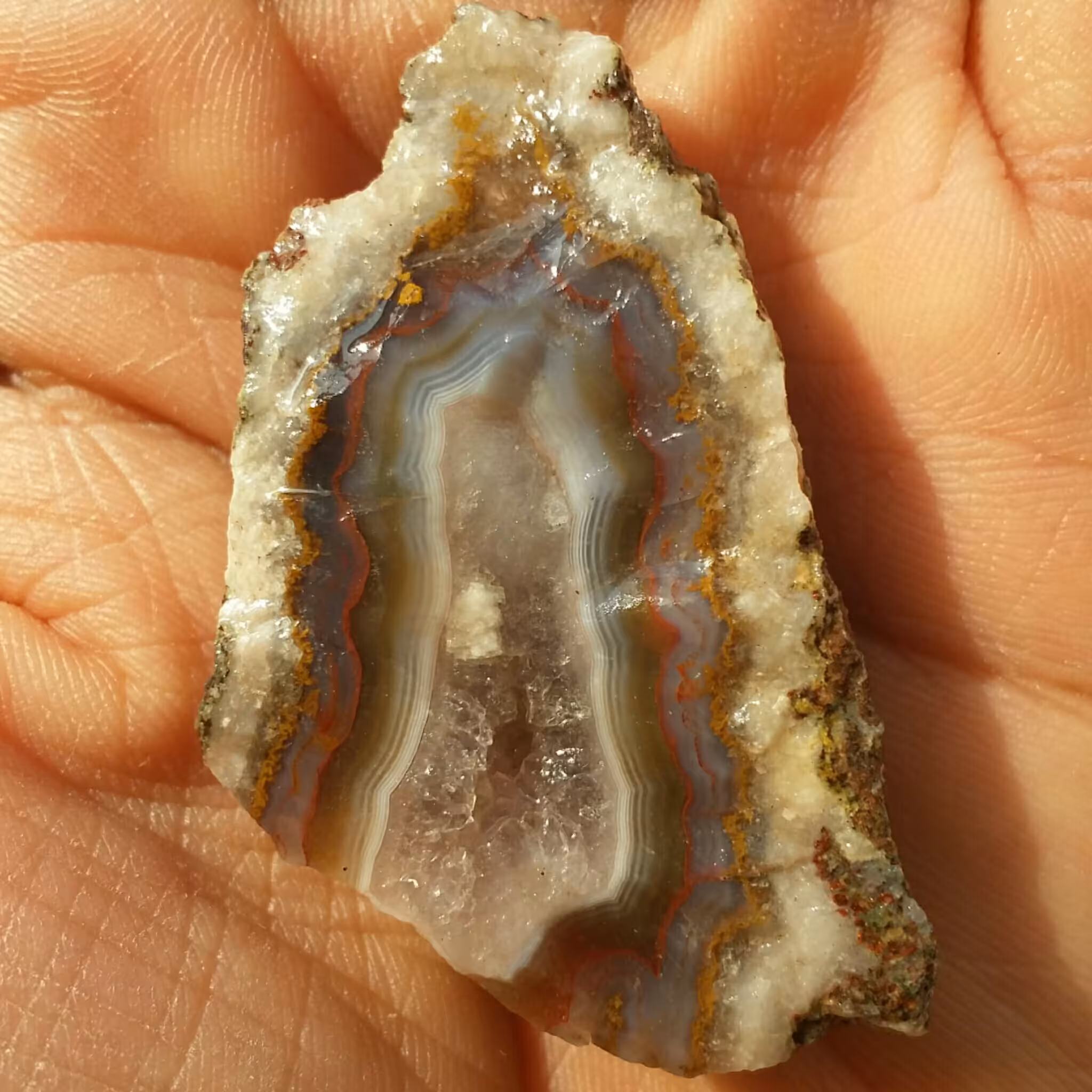 سنگ راف عقیق سلیمانی 7رنگ ژئود دار محشر شاهکار خلقت 100 در 100 طبیعی دیدنییی