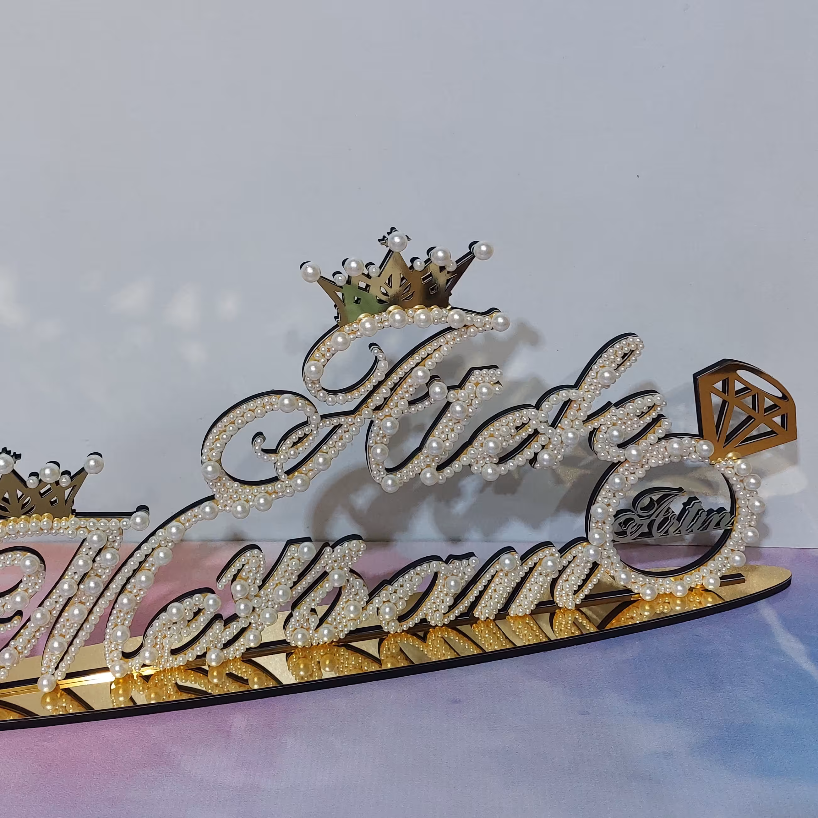 استند اسم زوج با دیزاین کامل مروارید رنگ طلایی هپی نی نی کالا 