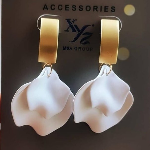 گوشواره فشن بسیار شیک و خاص مارک