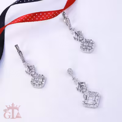 نیم ست نقره با اویز امرالدکات و نگین باگتی کد 1606