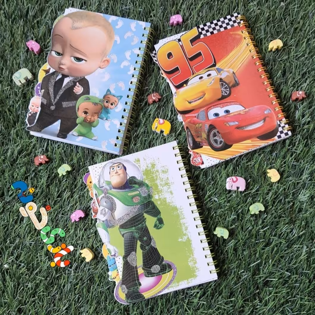 دفتر یادداشت فانتزی پسرانه کوچک 