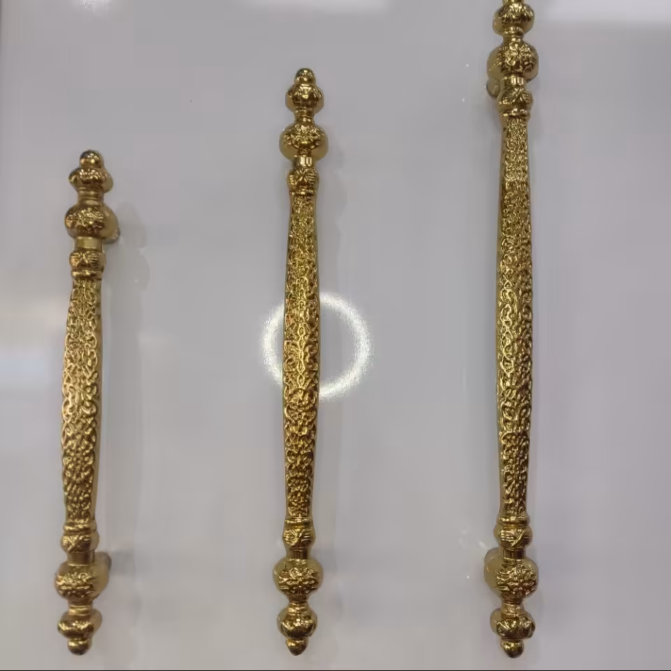 دستگیره کابینتی رنگ طلایی مدل مازراتی 21 سانتی