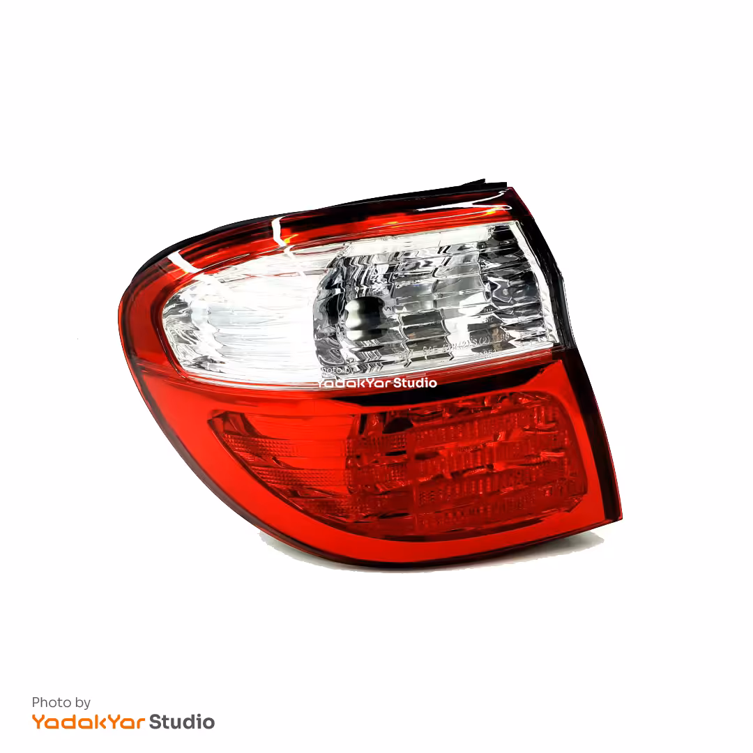 چراغ نیسان ماکسیما عقب چپ روی گلگیر نیسان