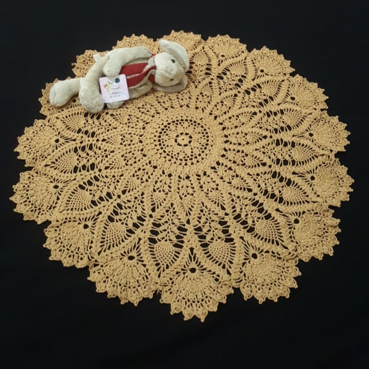 رومیزی زیبا