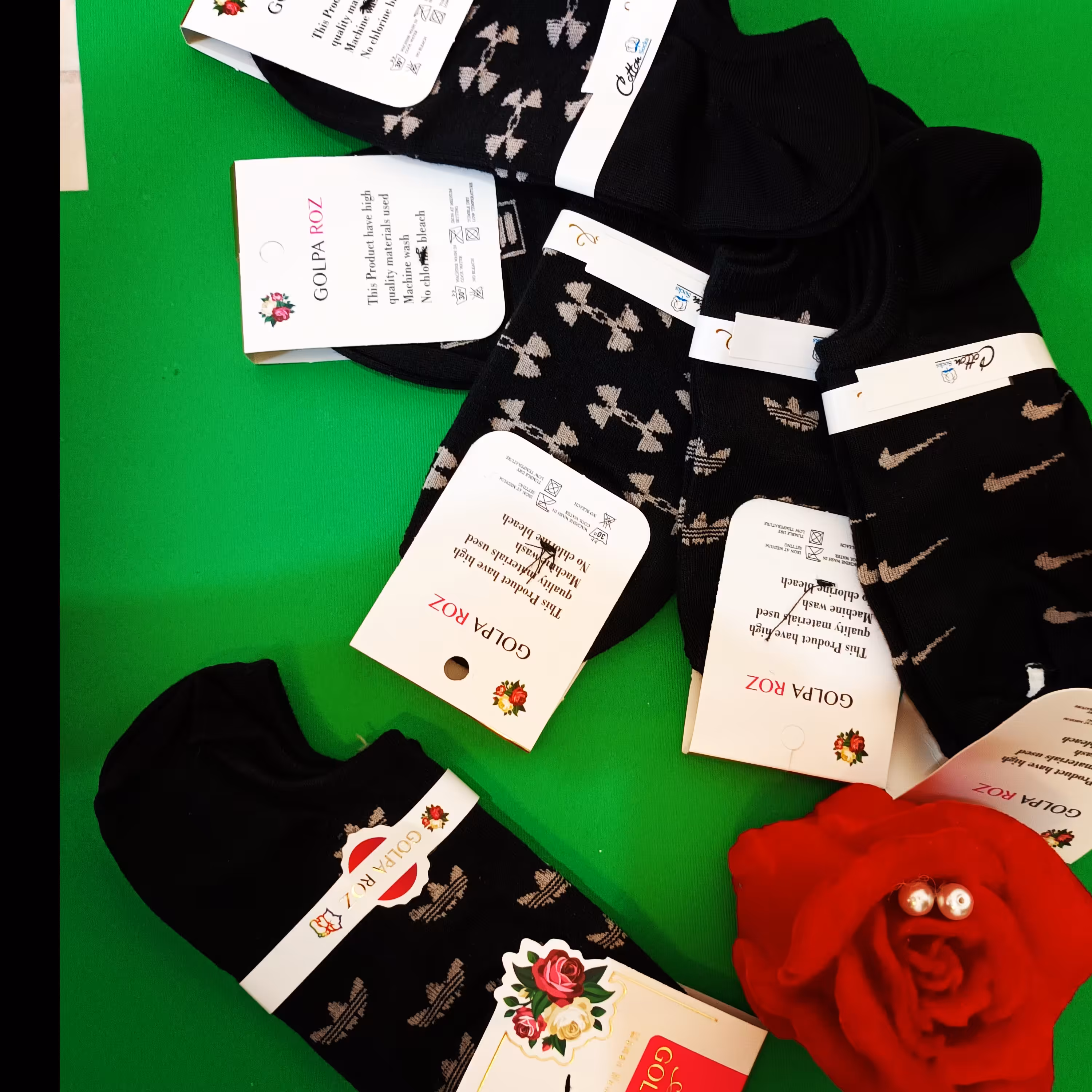 جوراب مچی طرحدار...
پنج طرح متفاوت زمینه مشکی..
بسیار با کیفیت...
مناسب سایز 37 تا 42
قیمت فقط 20000