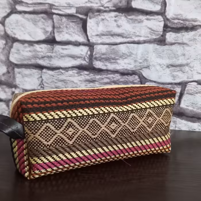 جامدادی مدرسه 