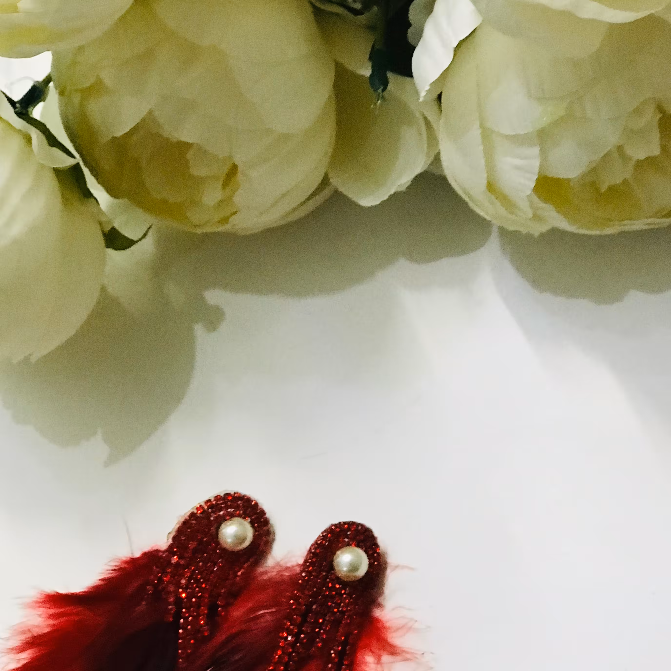 گوشواره قرمز