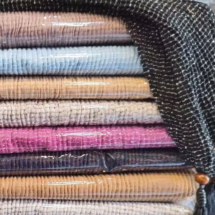 کالکشن تابستان                                شال نخی وارداتی طرح دونه برفی 
نخی trf وارداتی  
ویژه تابستان
12 رنگ جذاب