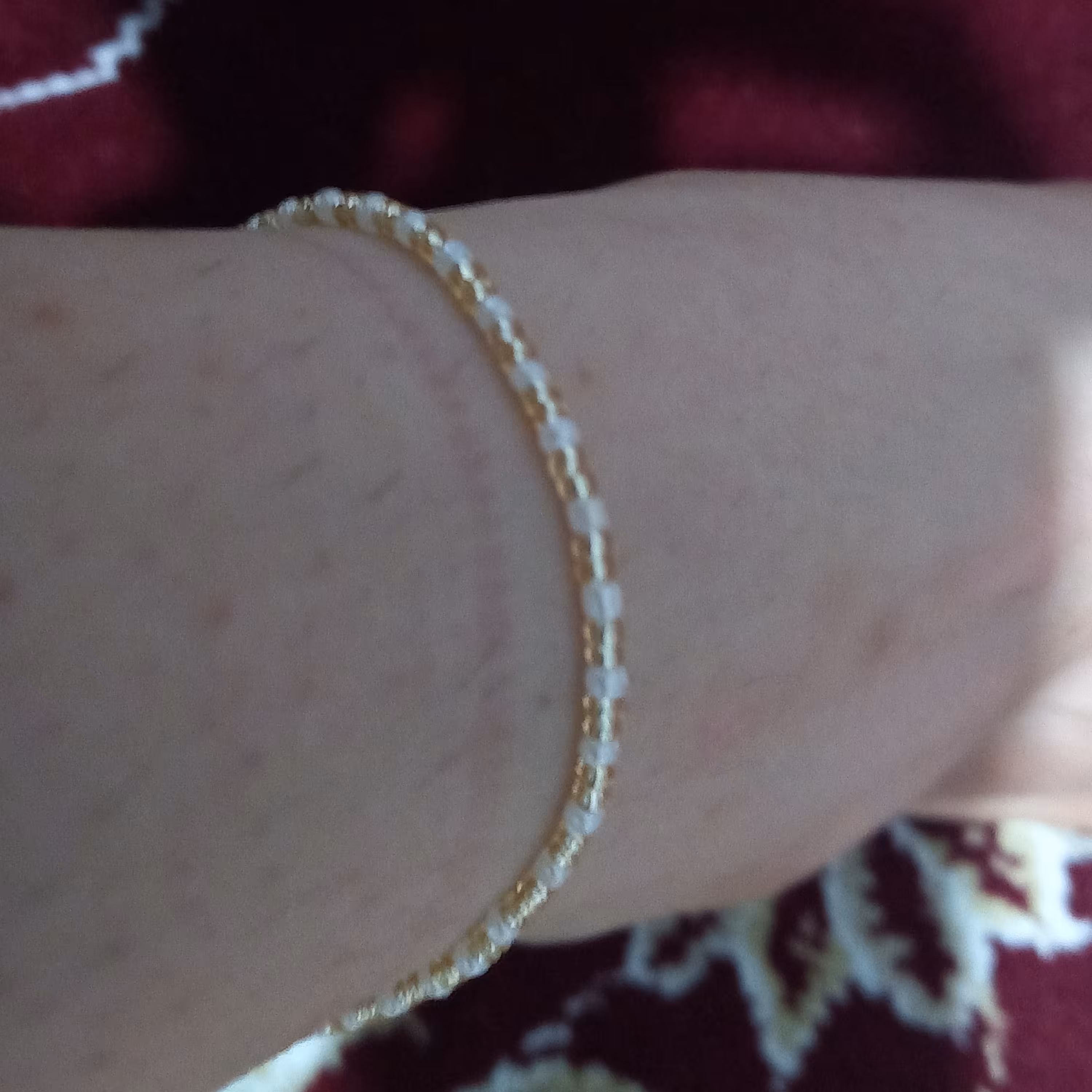 ست گردبند و  گوشواره و دستبند و  پابند تکی و دستبند تکی