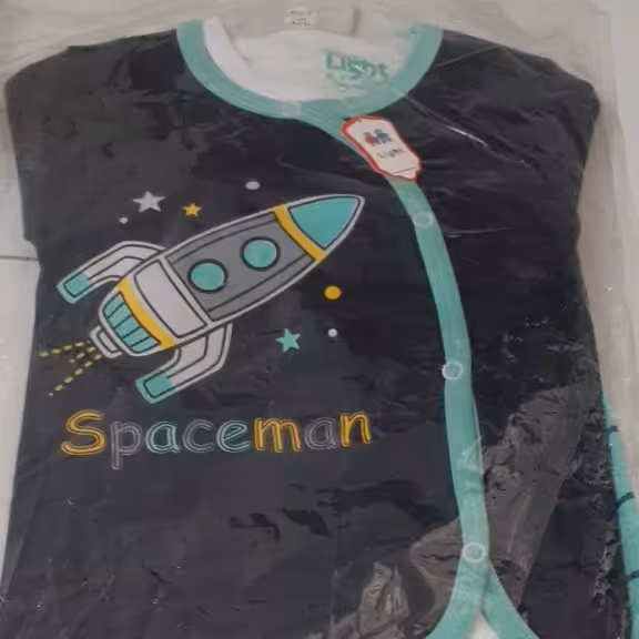 سه تیکه پرستو