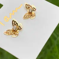گوشواره پروانه بسیار زیبا و دلبر فاقد نیکل گوشواره ای خاص برای کادو تولد 