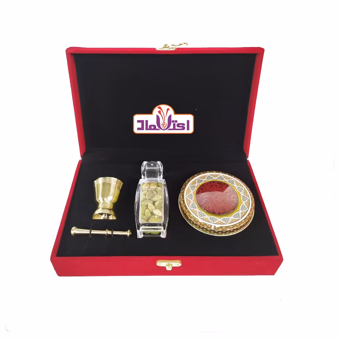 پک  زعفران کادویی ( سه گیفت ) اعتماد  سوغاتی خاص و خاطره انگیز