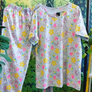 ست تیشرت و شلوار