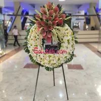 تاج گل درباری مریم