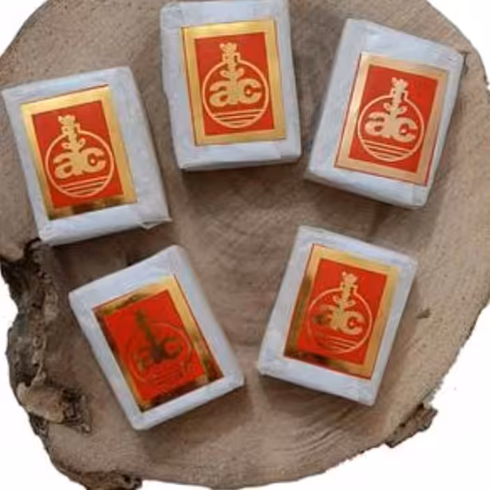 مسک جامد عنبرصابونی بسته 16 عددی