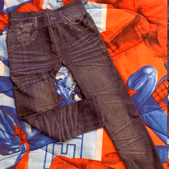 لگ طرح جین داخل حوله ای مناسب 5 تا 7 سال