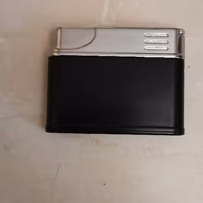 فندک کوره ای زیبا و خوش دست مناسب کلکسیون و استفاده روزمره  رنگ قرمز