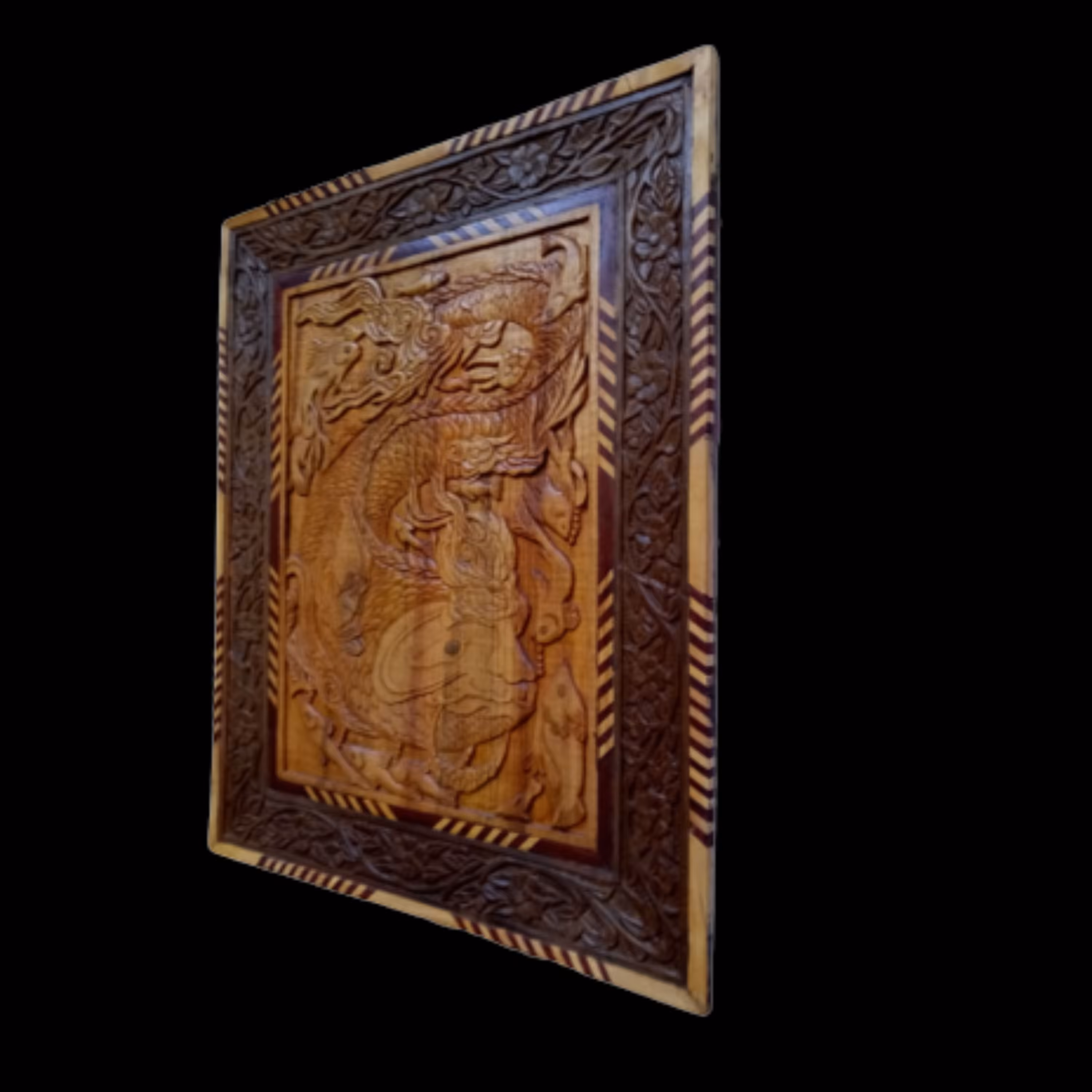 تابلو چوبی منبت طرح حضرت یونس در شکم ماهی