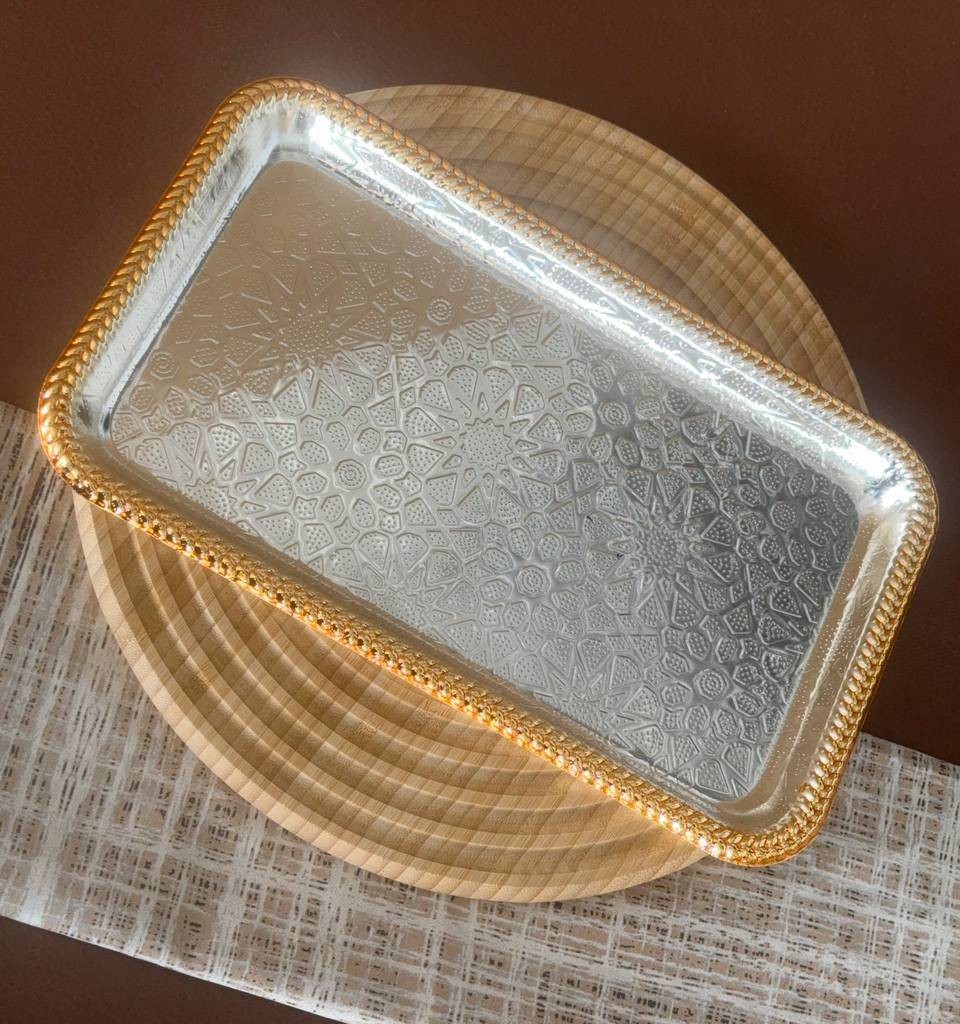 سینی مربعی دور طلایی