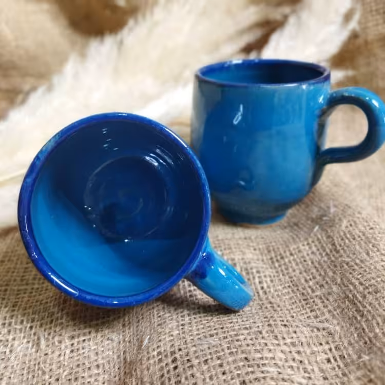 لیوان فیروزه ای