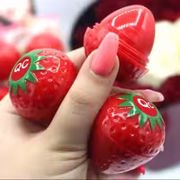 بالم لب کیو سی طرح توت فرنگی 
