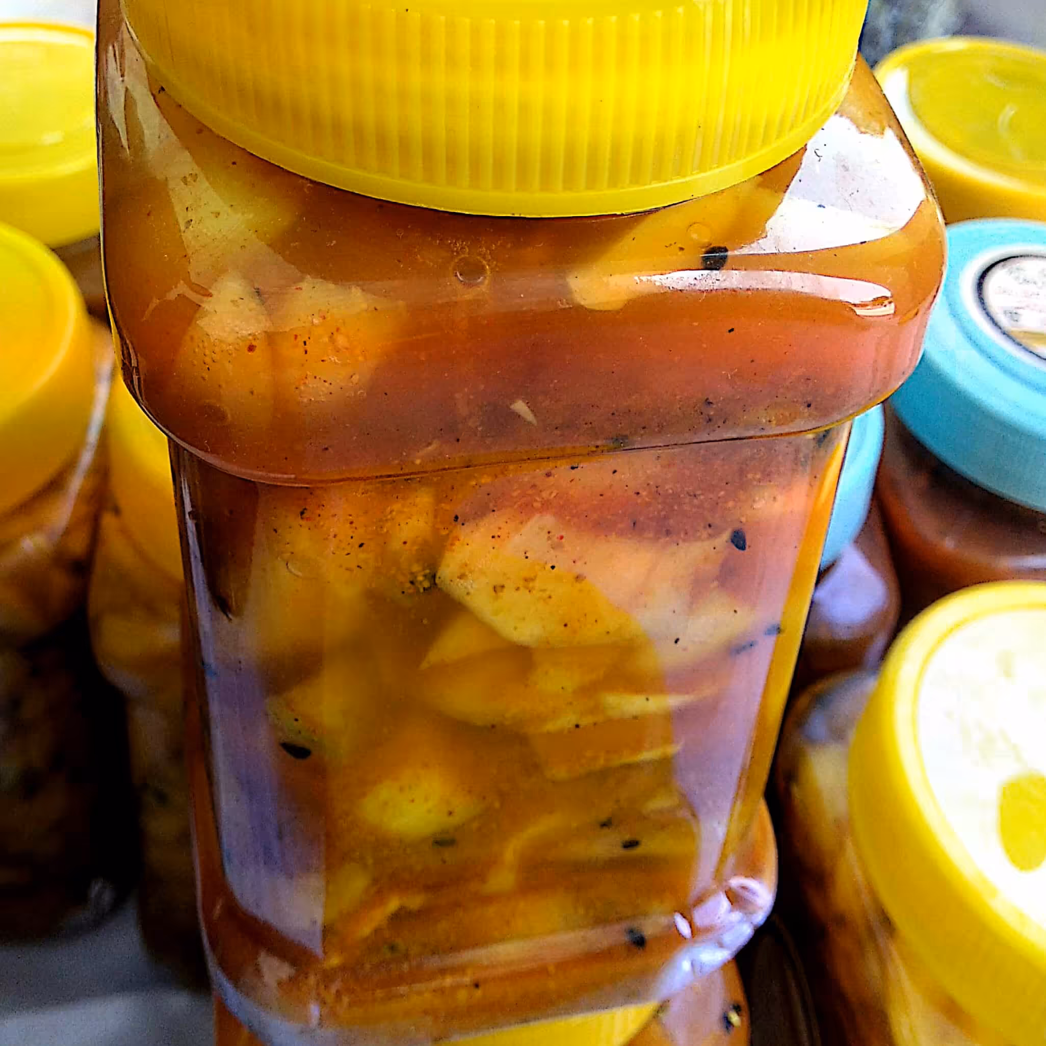 ترشی انبه ترش و ملس