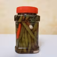 ترشی لوبیا سبز خانگی و بهداشتی