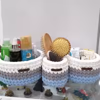 سبد تریکو ست آرایشی در سایزهای مختلف مناسب جهیزیه عروس