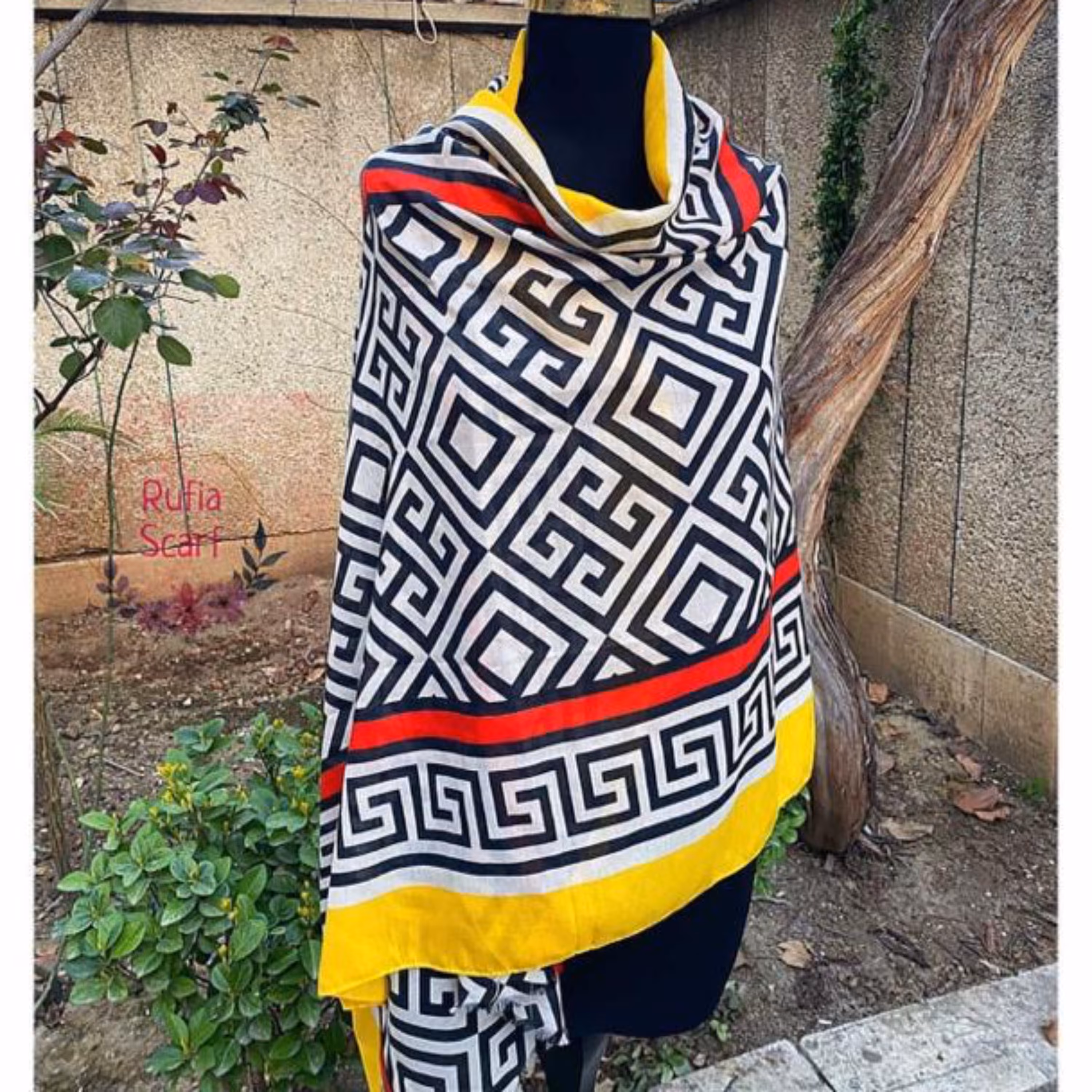 شال نخی قواره بزرگ کیفیت عالی دور دوخته شده حاشیه دار