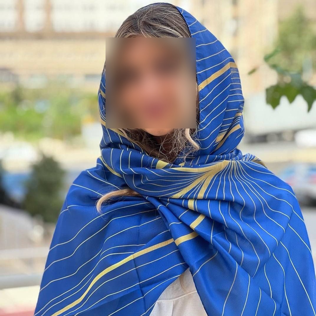 دوستان موجودی تمام کارهای کانال رو قبل از ثبت چک کنیندشال نخی چهارفصل
اندازه 2متر در 70
اصلا سُر نیست