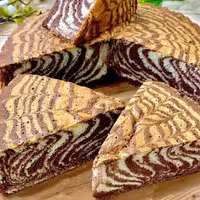 کیک زبرا دورنگ ساده و شکلاتی یا رنگی (500)گرمی