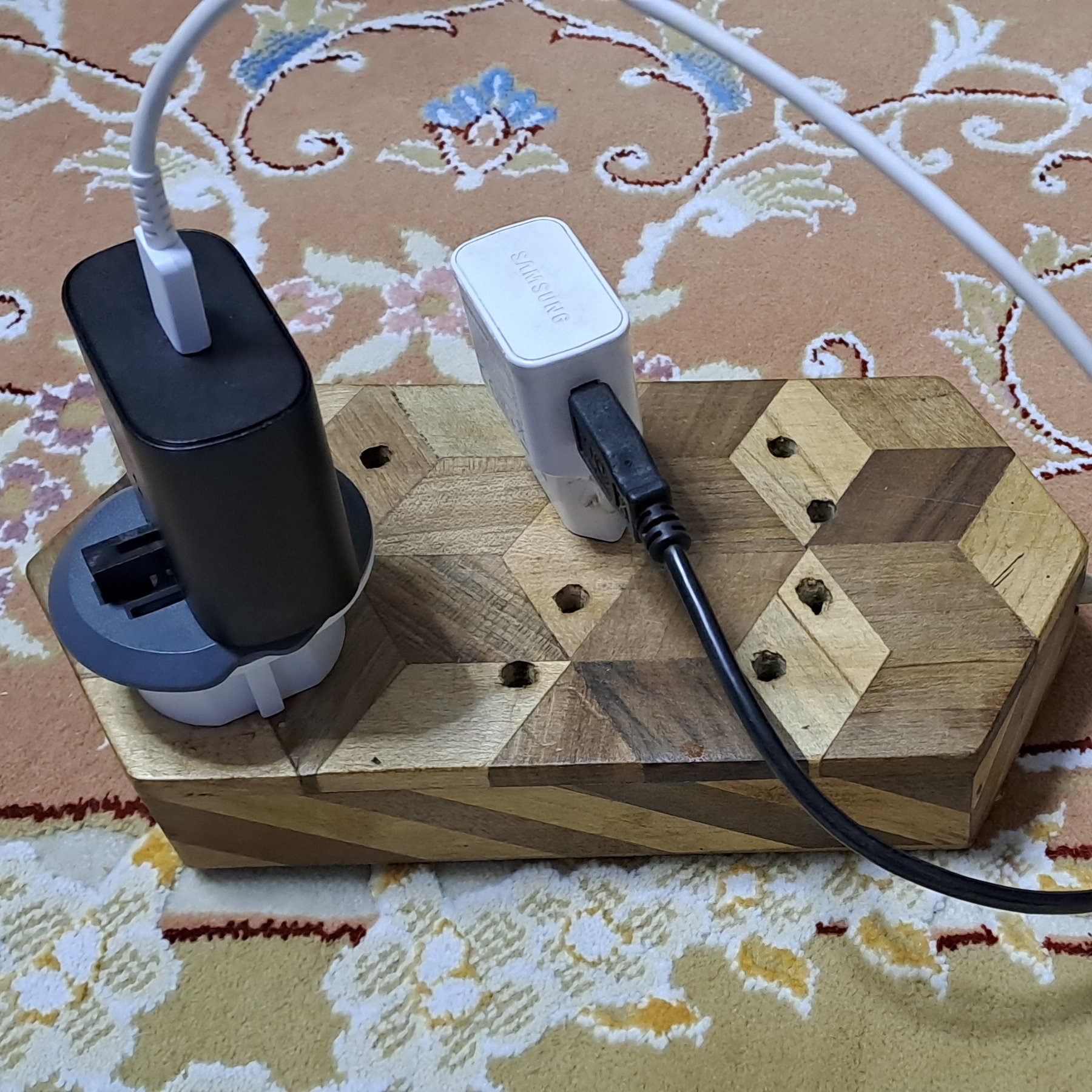 سه راهی برق چوبی