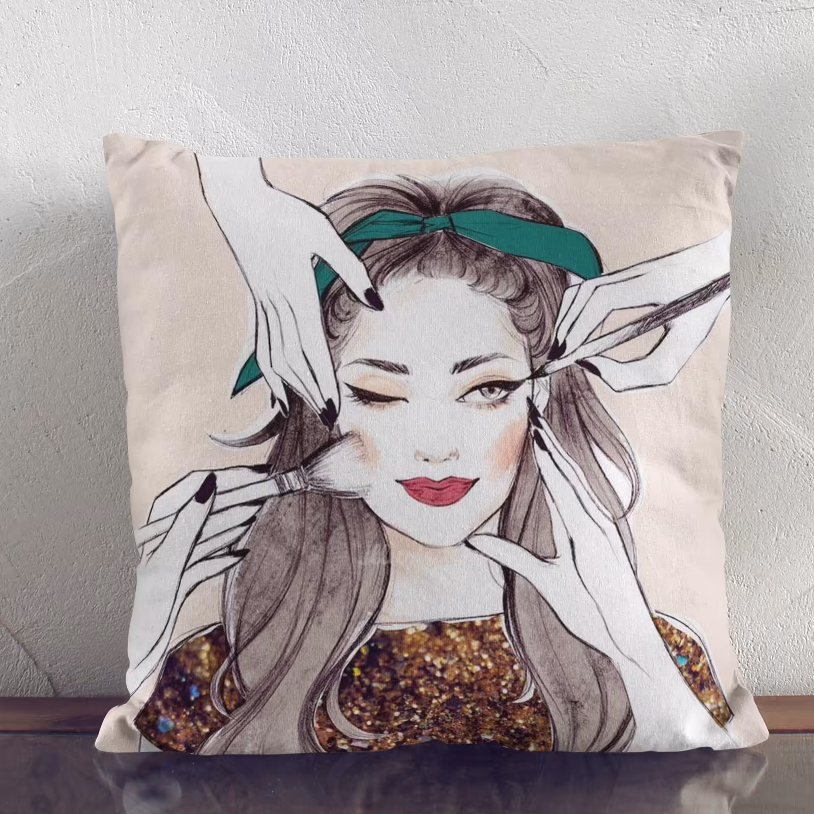 کاور کوسن مناسب برای ارایشگاه ها و ارایشگر ها و  کسایی که علاثه مندن به ارایشگری