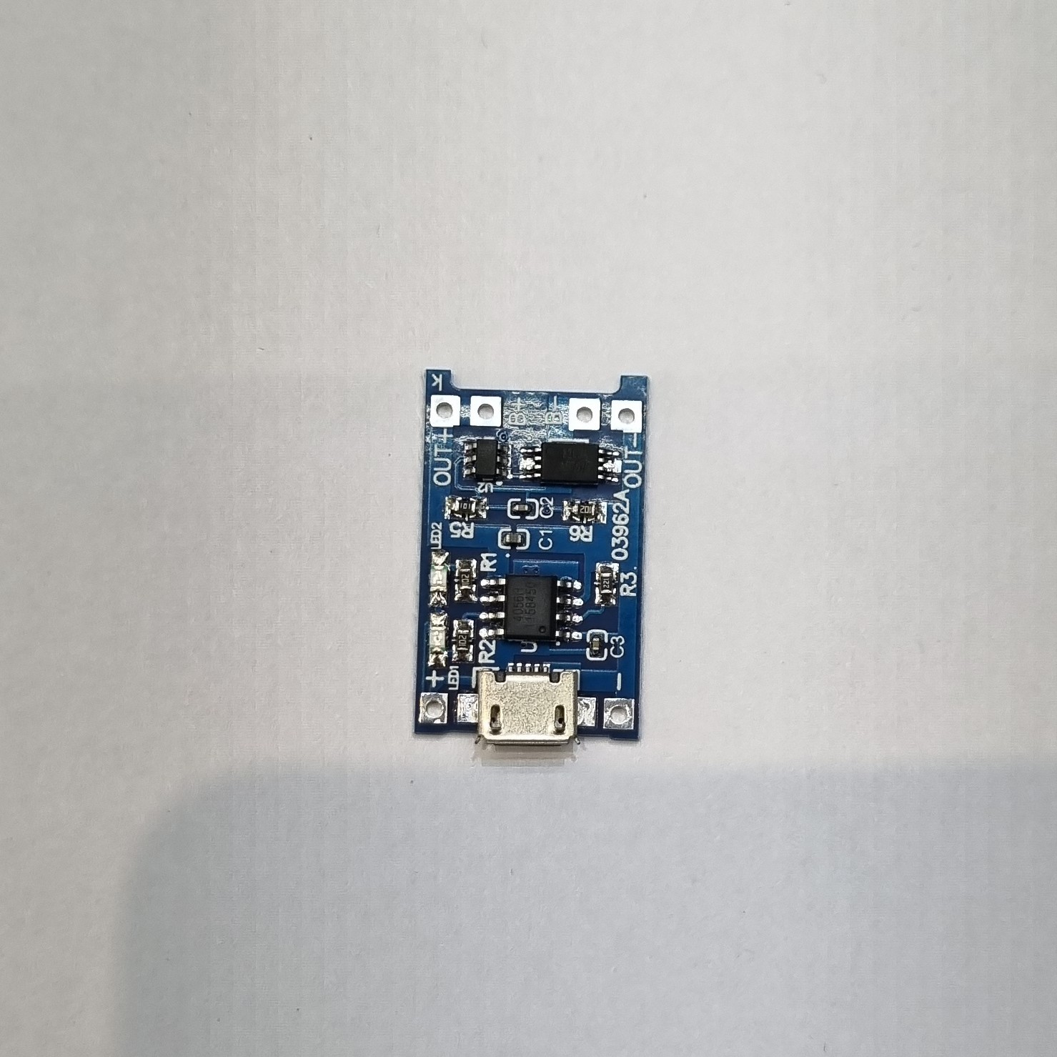 ماژول شارژر باتری لیتیوم تک سل با سوکت میکرو usb