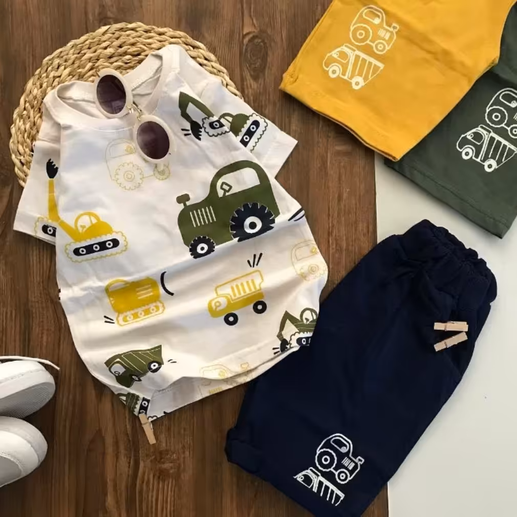 تیشرت شلوارک پسرانه پنبه ای طرح ماشین در دو رنگ و سه سایز