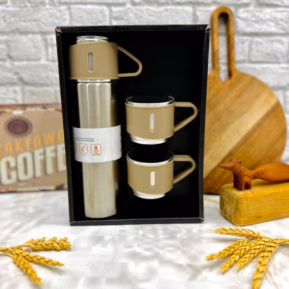 فلاسک 3 فنجان برند  Diwangxin حجم 500 سی سی رنگ کرم-نقره ای