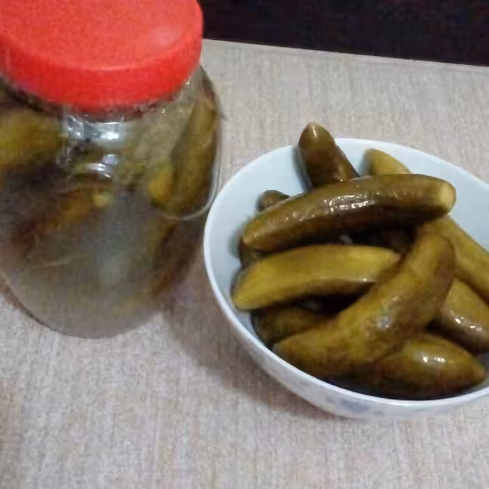 خیار شور ترد وخوشمزه خانگی با سرکه ونمک(600)گرم