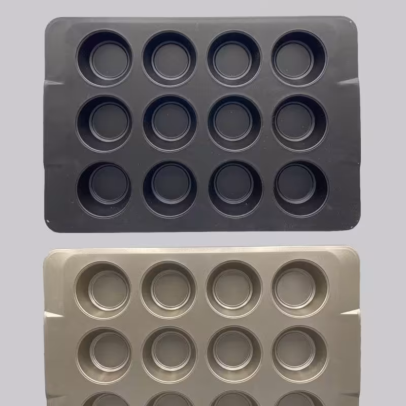 قالب مافین  تفلون 12 خانه دهانه هر خانه 7 و عمق حدود 3 سانت طرح پرستیژ جنس اعلا 