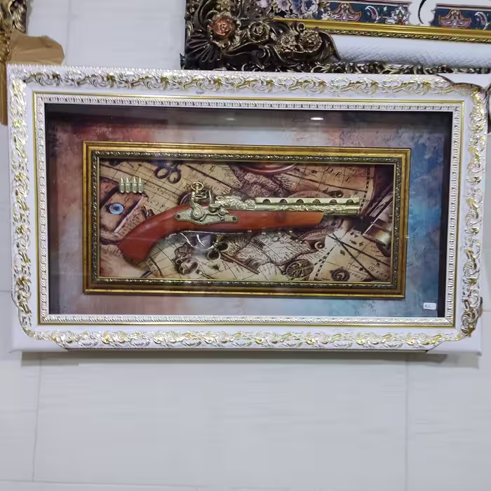 تابلو تپانچه