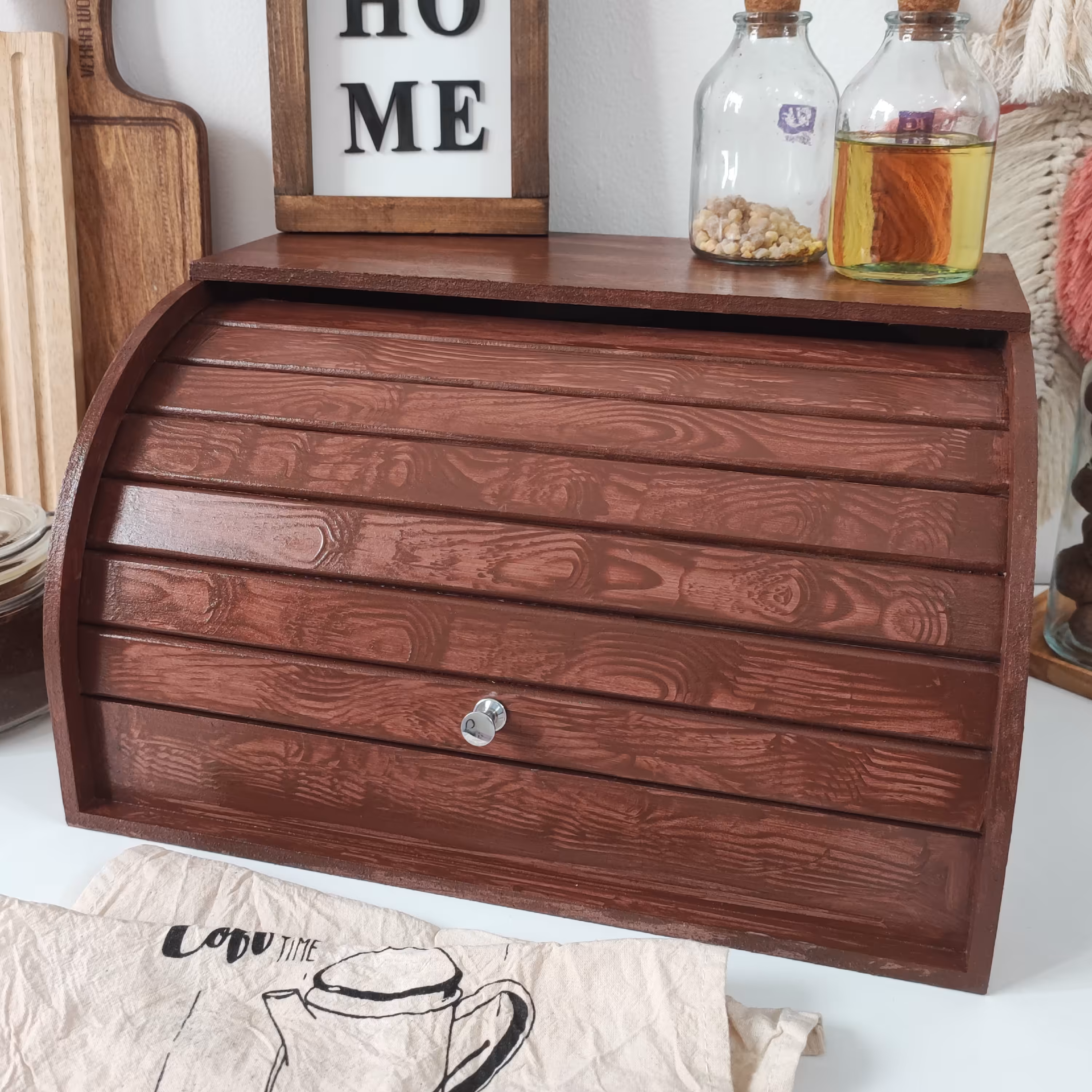 جای نان کرکره ای 