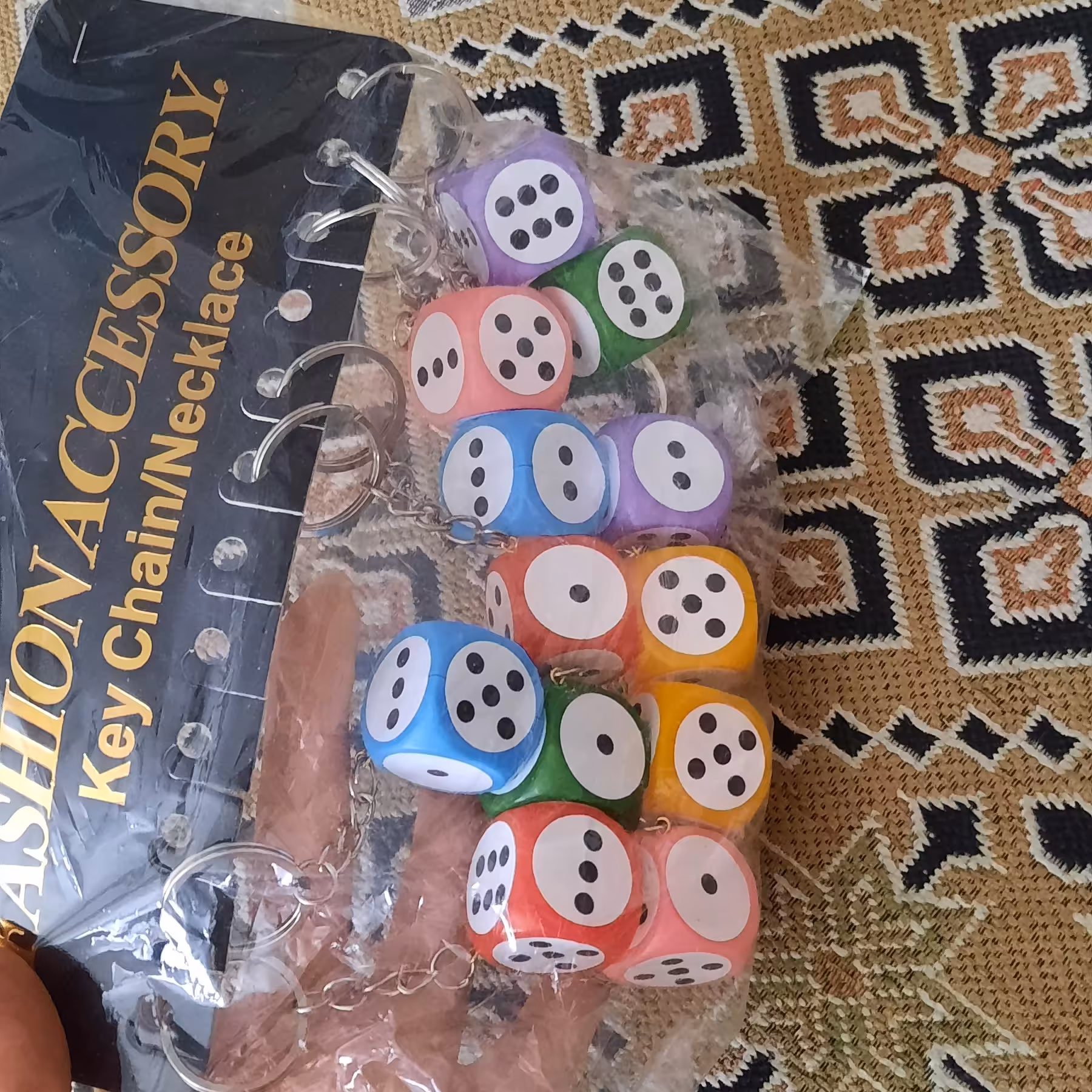 جاکلیدی و جاسوئیچی طرح تاس در رنگبندی 