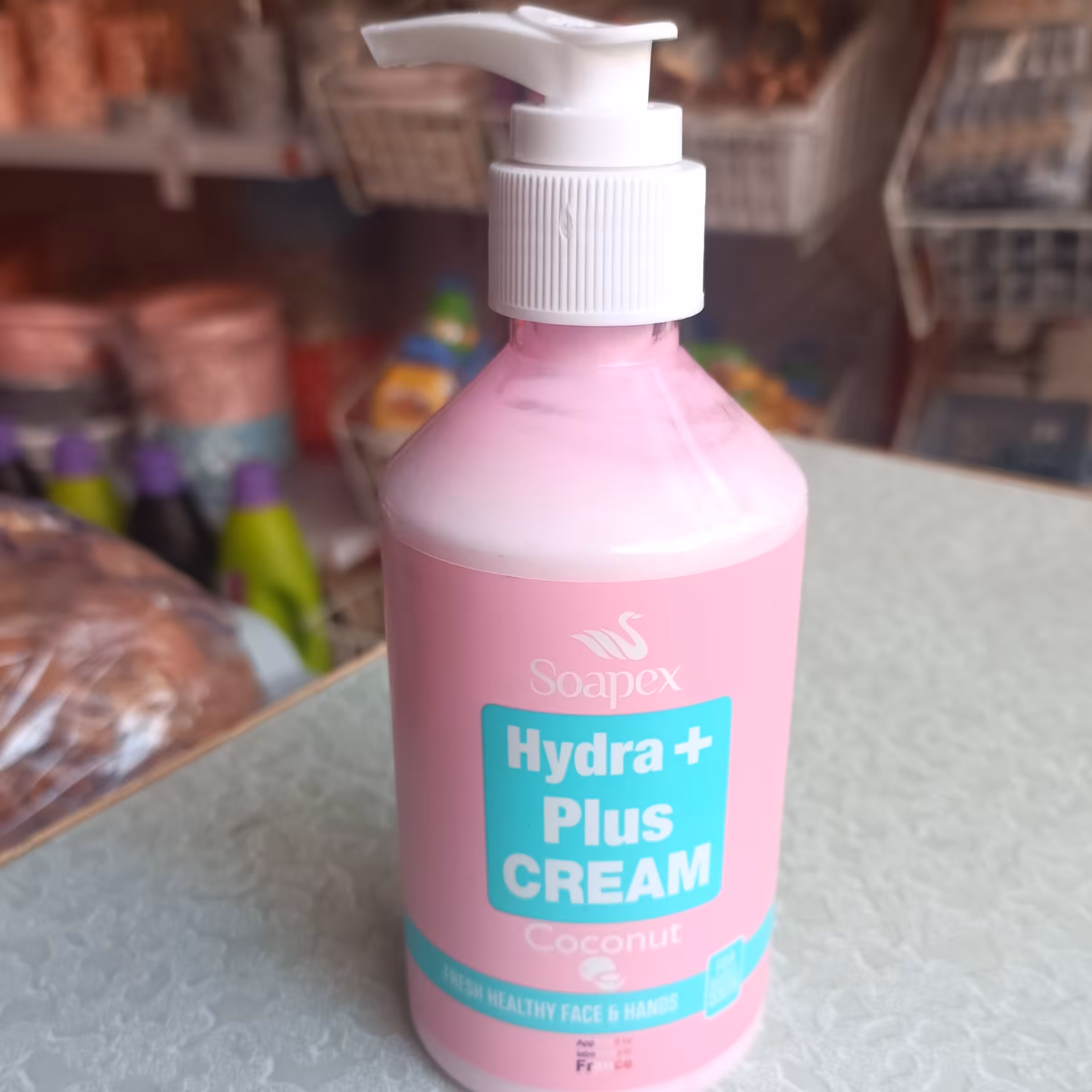 کرم مرطوب کننده وآبرسان پمپی سوپکس حاوی روغن نارگیل