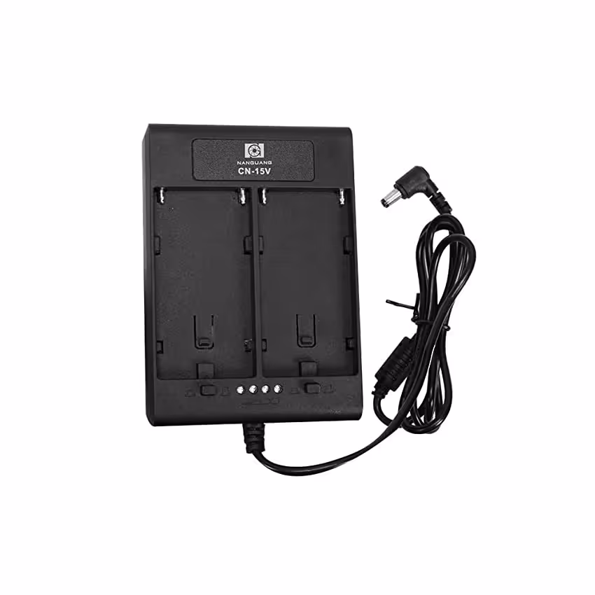 مبدل CN-15V برای نصب باتری روی نور LED و رینگ لایت