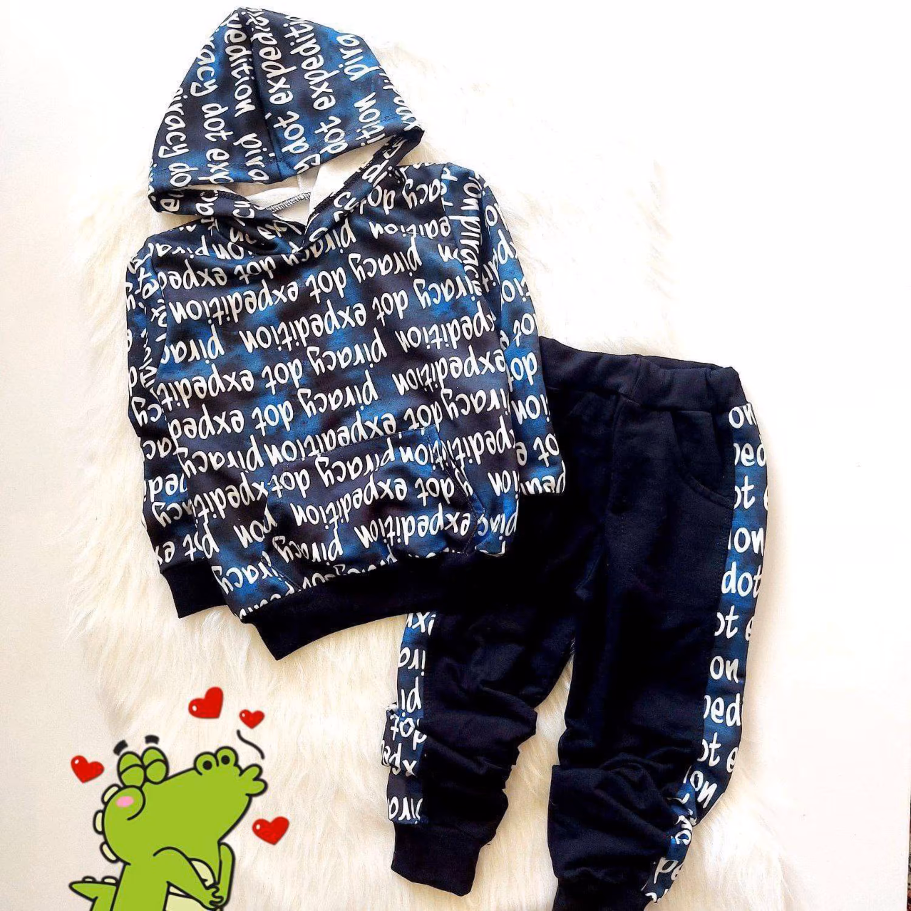 ست هودی و شلوار پاییزه و اسپرت طرح حروف انگلیسی