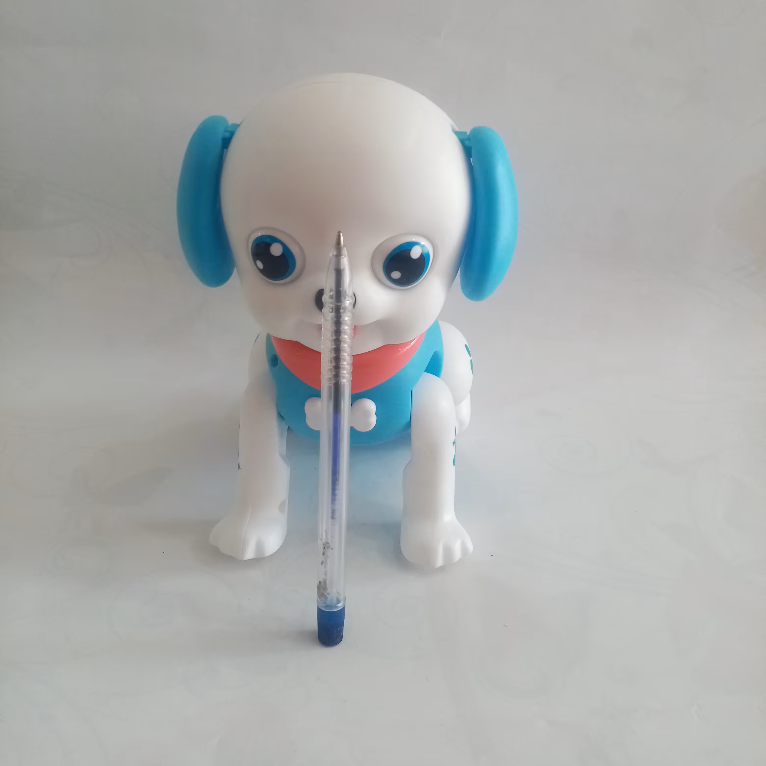 اسباب بازی سگ باطری خور چراغ دار موزیکال و راه رونده وارداتی ارتفاع 14سانت جدید