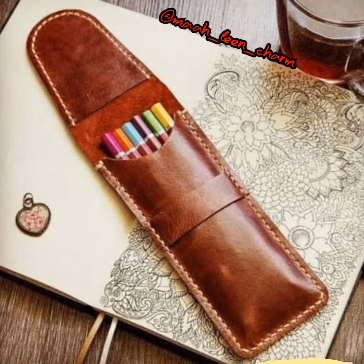 جامدادی چرم